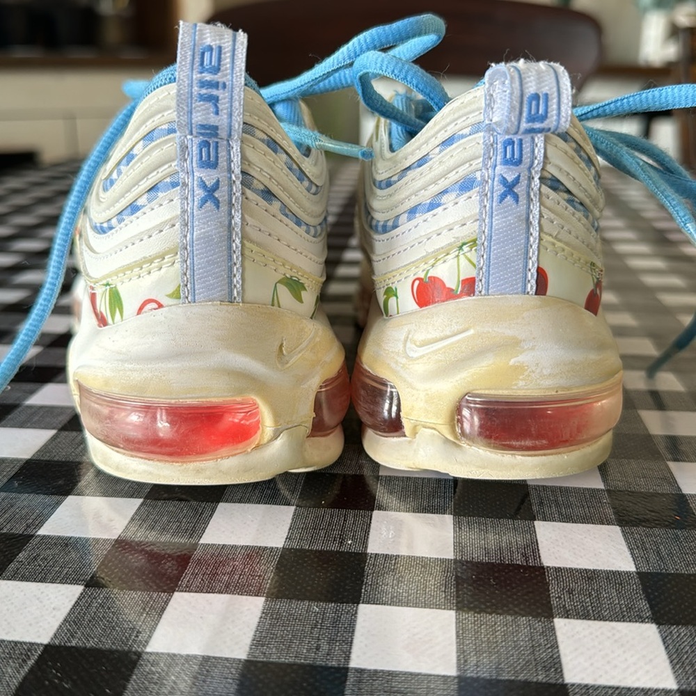 Nike Air Max 97 GS White Blue Red Plaid Cherries CW5806-100 Youth 4 - Picture 4 of 7